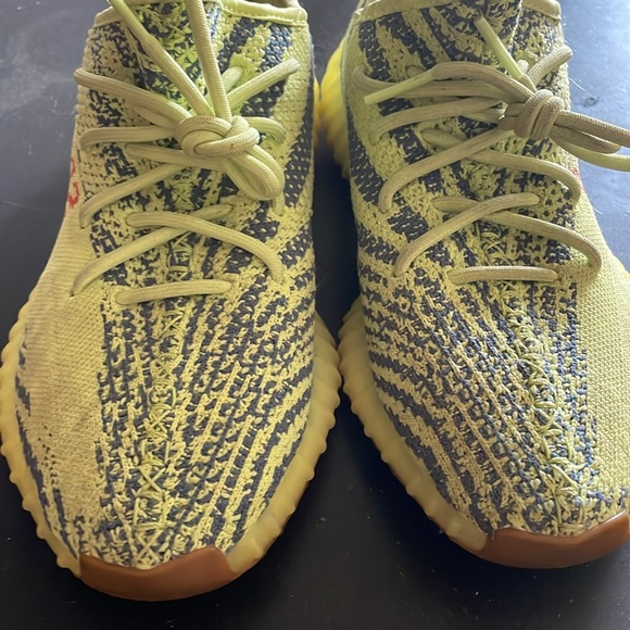 Neon yellow Yeezy boost 350 shoes size 7.5 used still in good shape - Picture 3 of 7